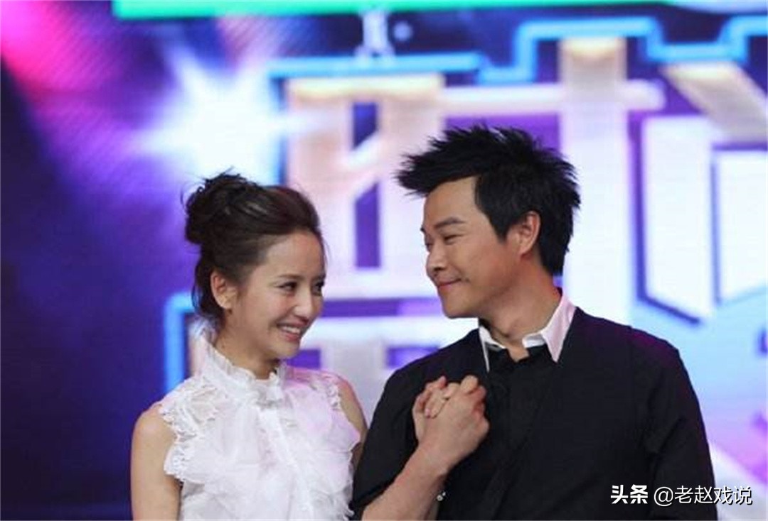 黄晓明杨颖7年终以离婚收场，他们当初爱得多深，现在脸就有多疼