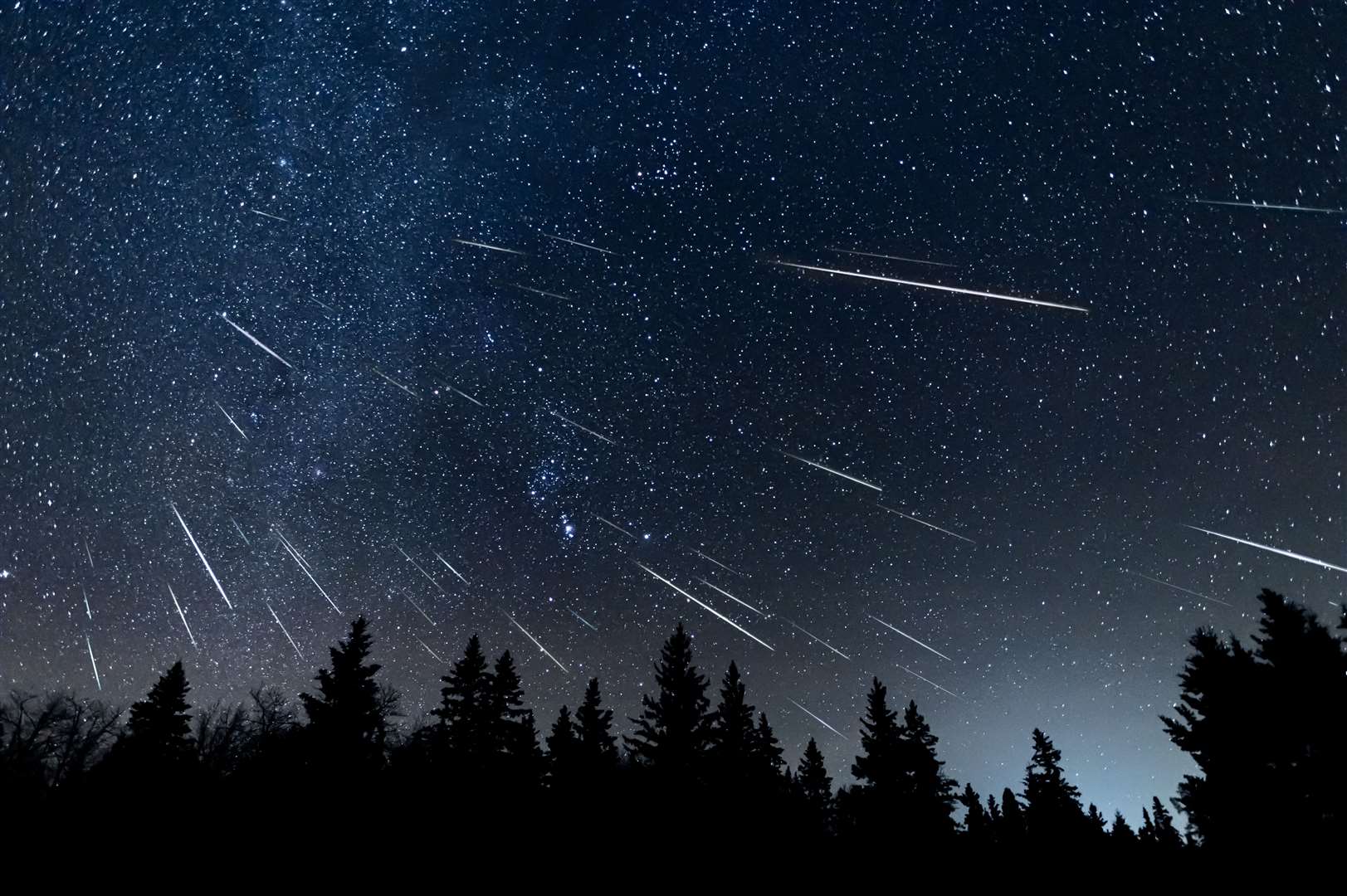 流星雨图片流星雨图片夜空唯美