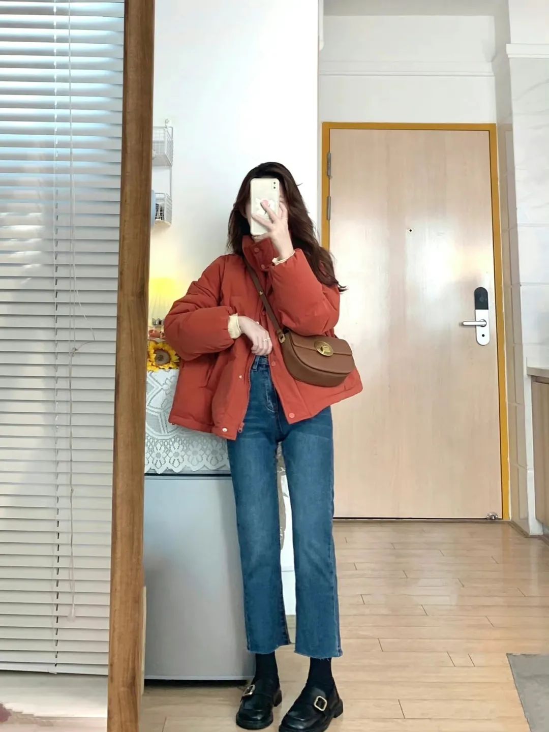 小个子女生春季穿搭技巧(小个子女生如何穿搭)