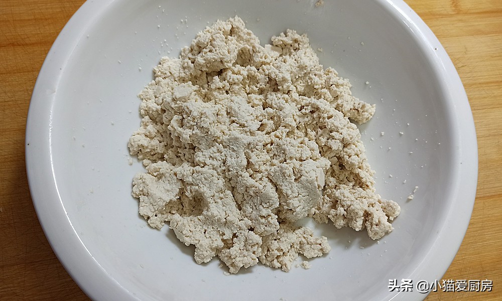 圖片[6]-豆腐里加入雞蛋 5分鐘做成早餐餅 營養味美 上桌大家搶著吃-起舞食譜網