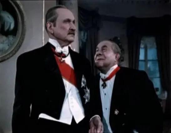 世界电影（0126）苏联电影《脖子上的安娜》（1954）剧照欣赏