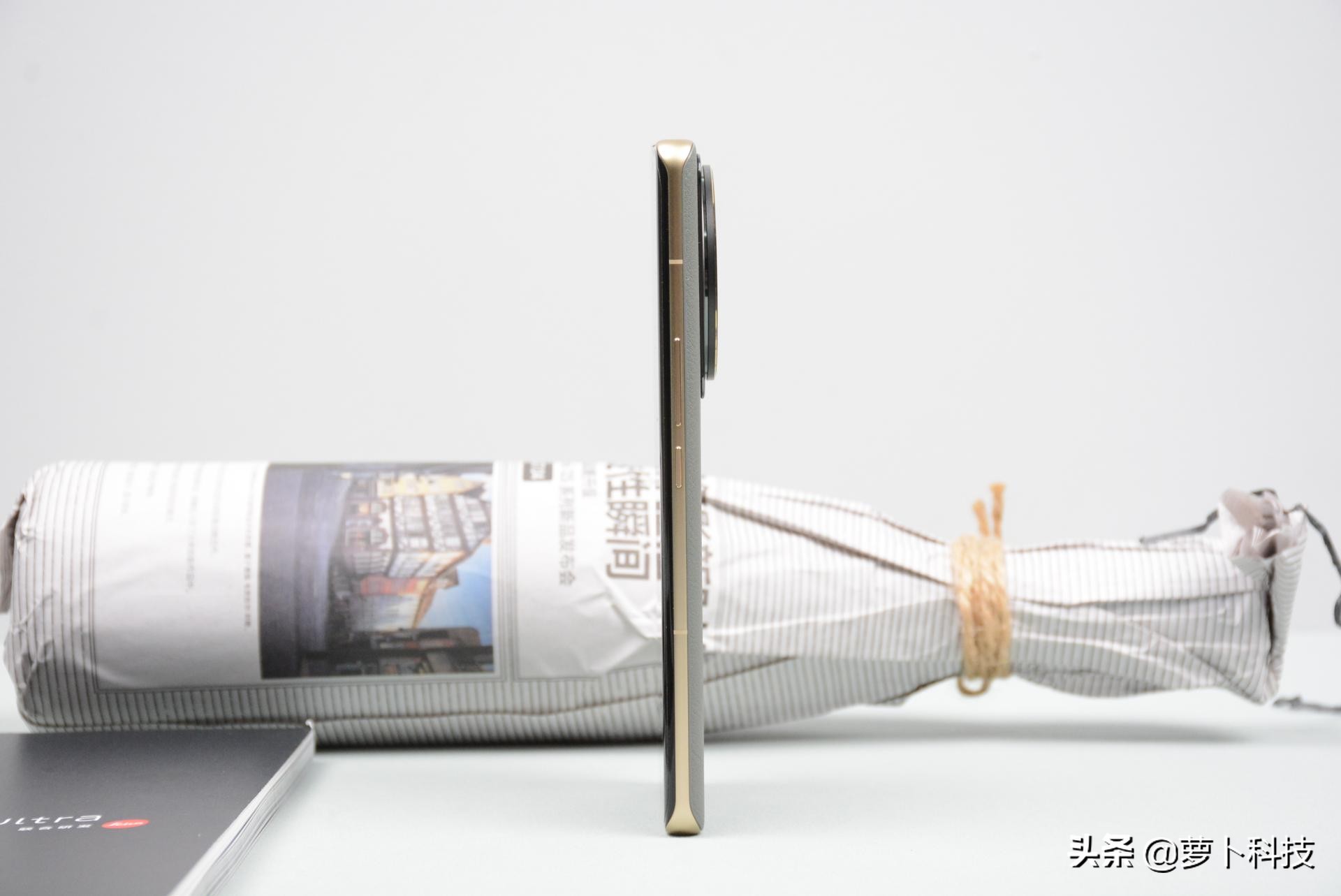 小米12S Ultra，降维打击还是手机拍照天花板？