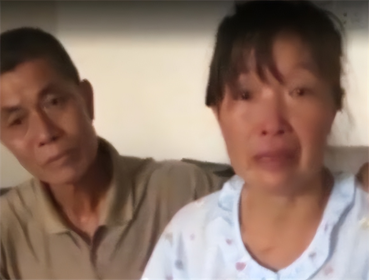 2003年，江西学子成高考状元大摆宴席，为何最后与父母失联9年？