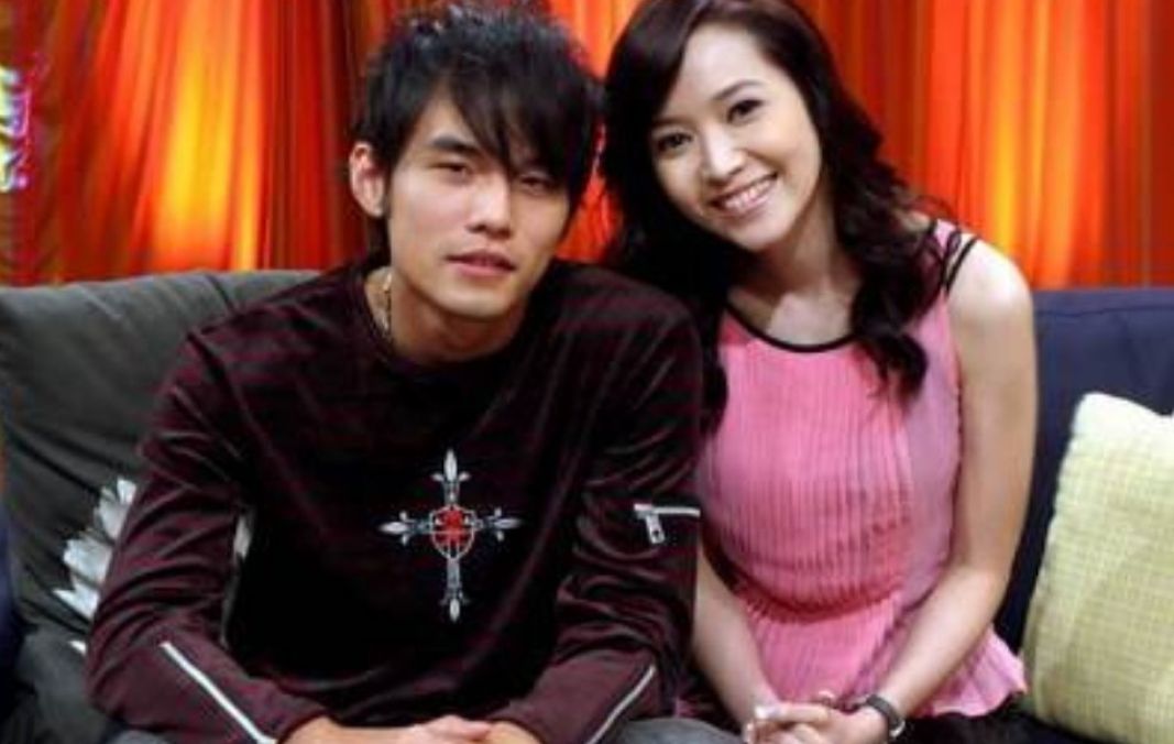 周杰伦成全村希望？回顾他的4段恋情，便知什么是分手见人品