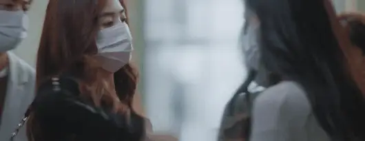 30岁老汉都狂追的国产喜剧！十足狗血，超“大尺度”的夜店群戏