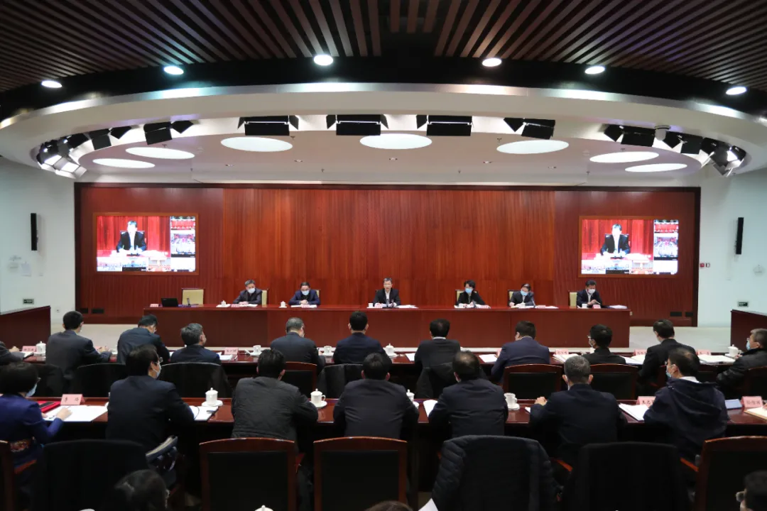 教育部长怀进鹏：全面加强和改进学生心理健康教育工作，让广大学生更加健康阳光