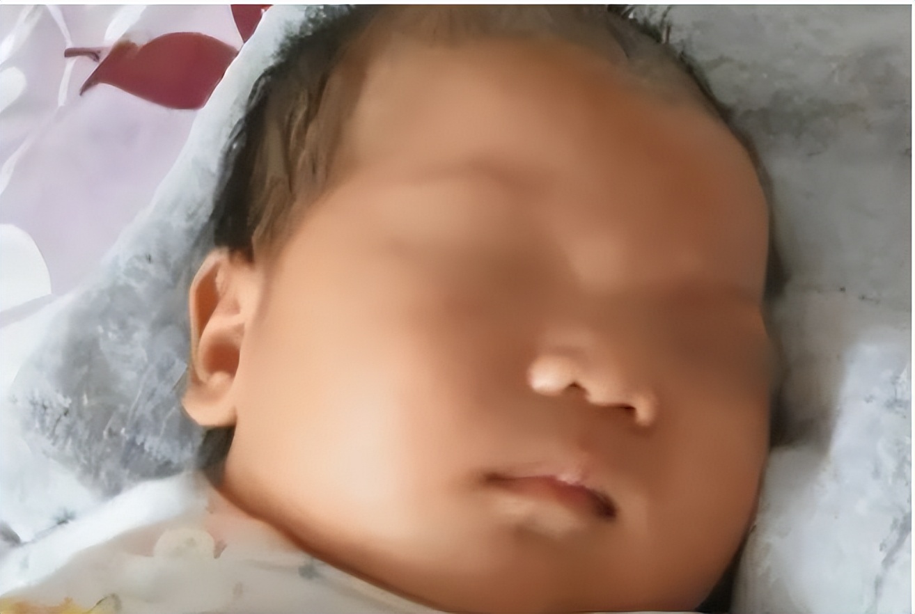 2008年42岁富婆“天降”儿子，女子没怀孕没生产，调查发现不简单