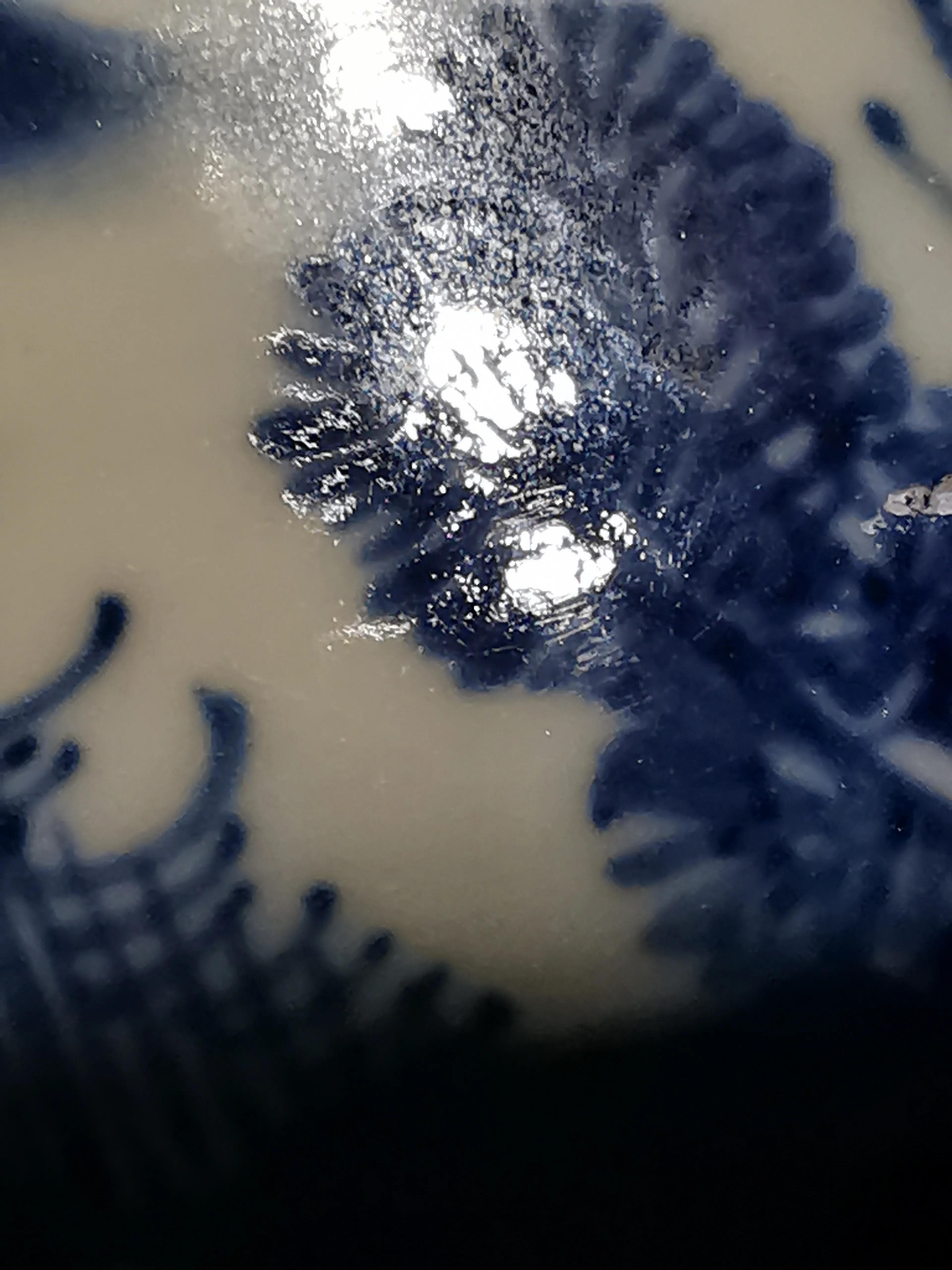 康熙多种不同环境的青花皮壳所表现古瓷本质特征，跟仿品比较