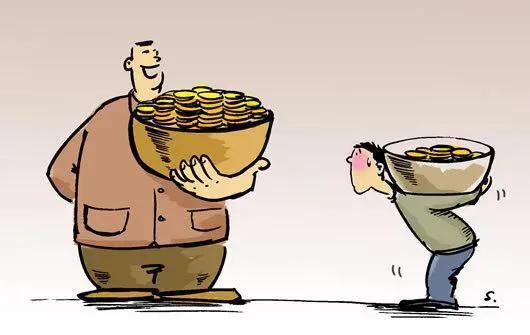 long ago,there is a poor 整天的唉声叹气,逢人就说命运不公,老天不