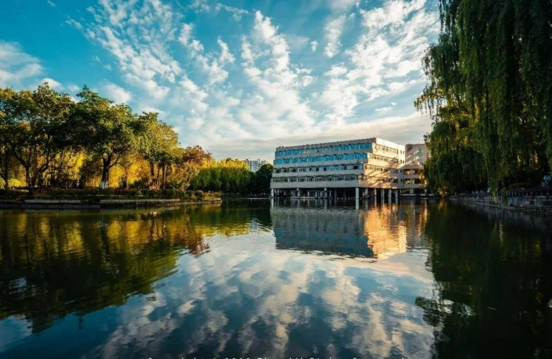 76个专业就业率超90%，1998人集体深造！四川又一高校“火”出圈，学霸云集！