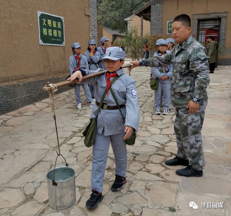 涉县八路军一二九师纪念馆团支部荣获全国五四红旗团支部荣誉