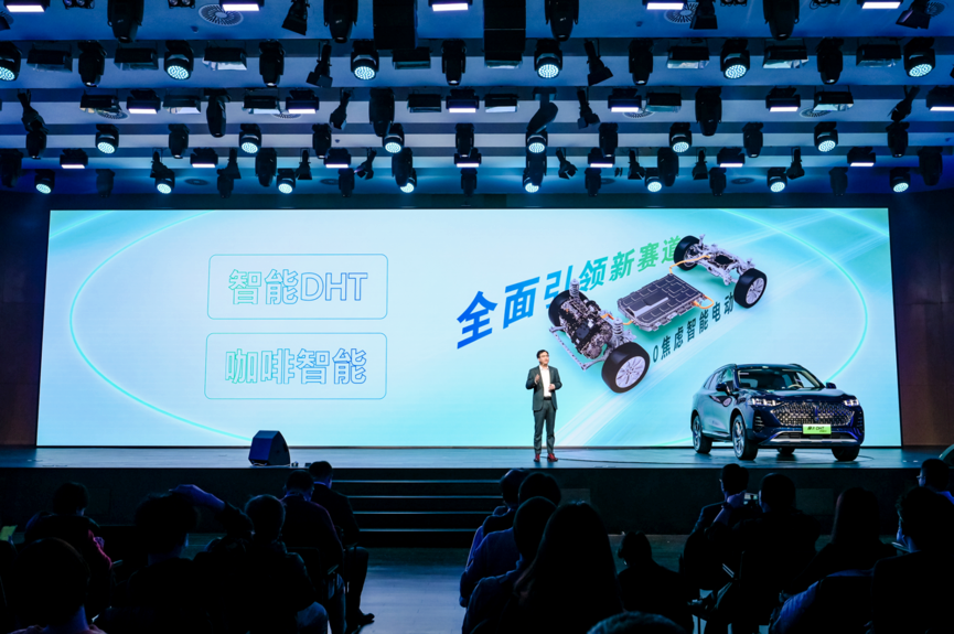 摩卡DHT-PHEV预售29.9万元起 魏派用新能源车直道超车