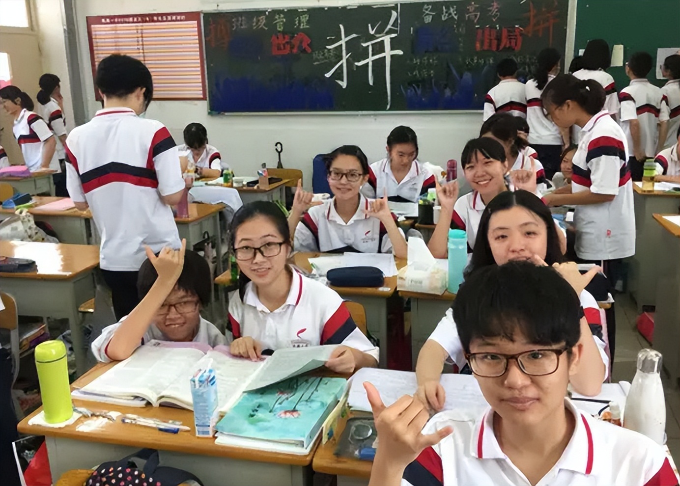 高考成绩400到500分的学生有福了，可优先选这类专业，就业前景好