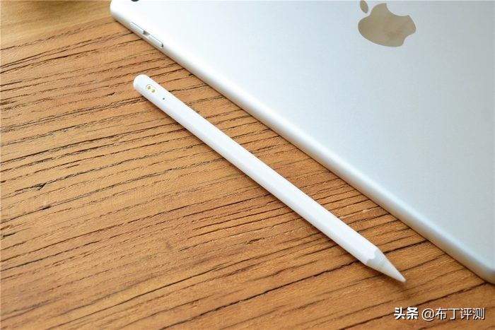 媲美Apple Pencil的手写笔，南卡电容触控笔评测