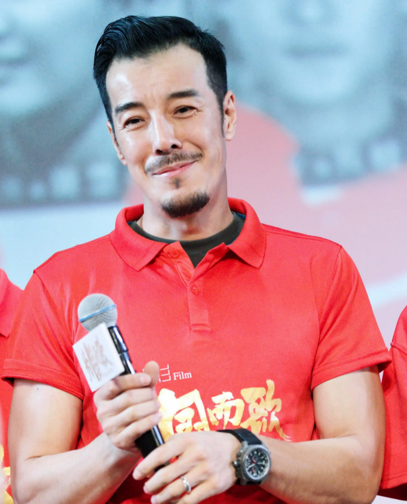 海一天：二婚娶小12岁娇妻，不介意妻子离异带着孩子，如今很幸福