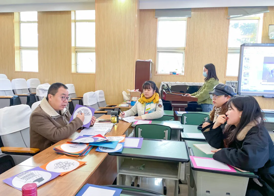 双流区双华小学举行新入职教师“亮相课”活动