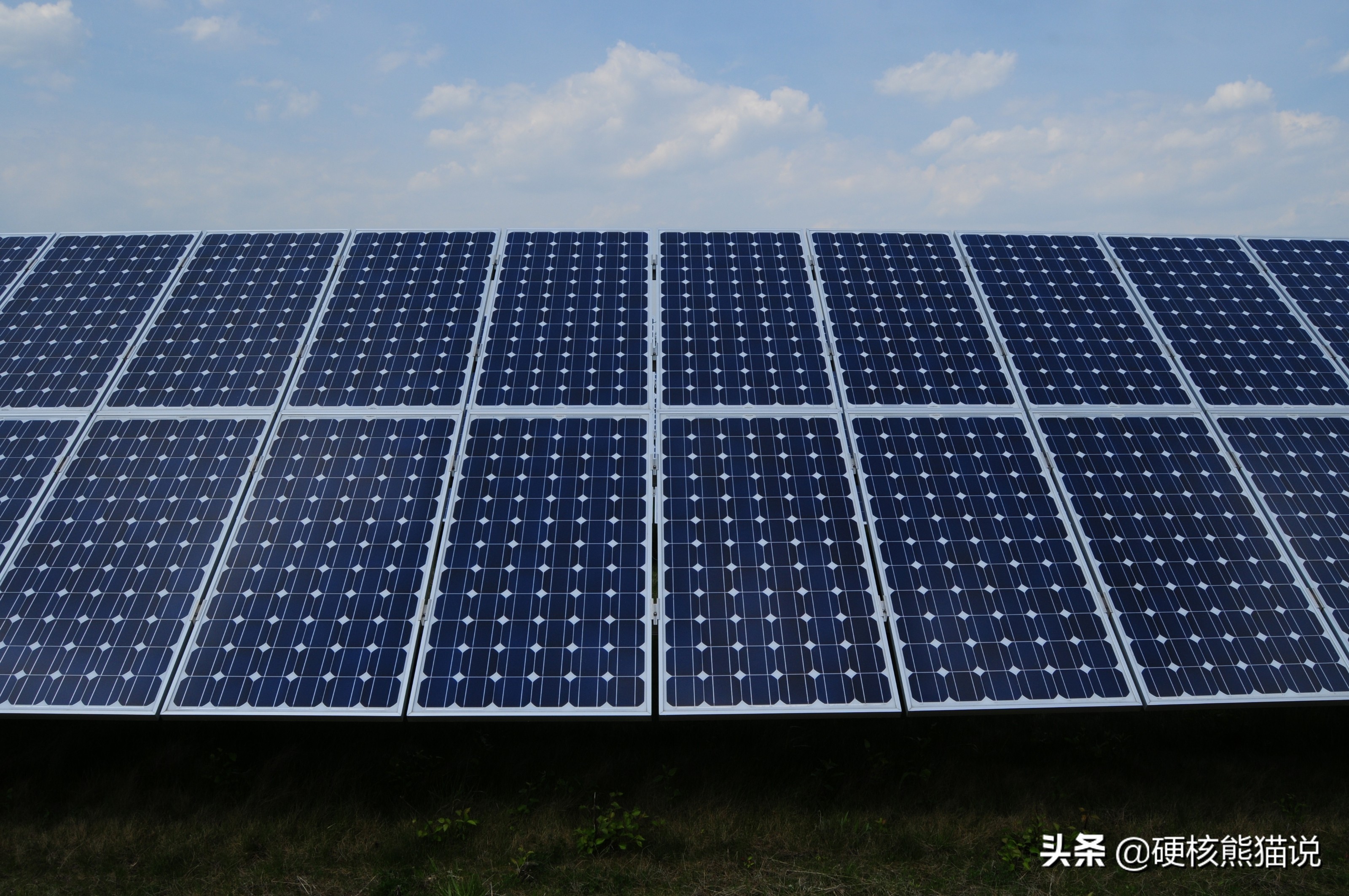 华为2年攻克光伏核心技术，7年做到逆变器行业第一