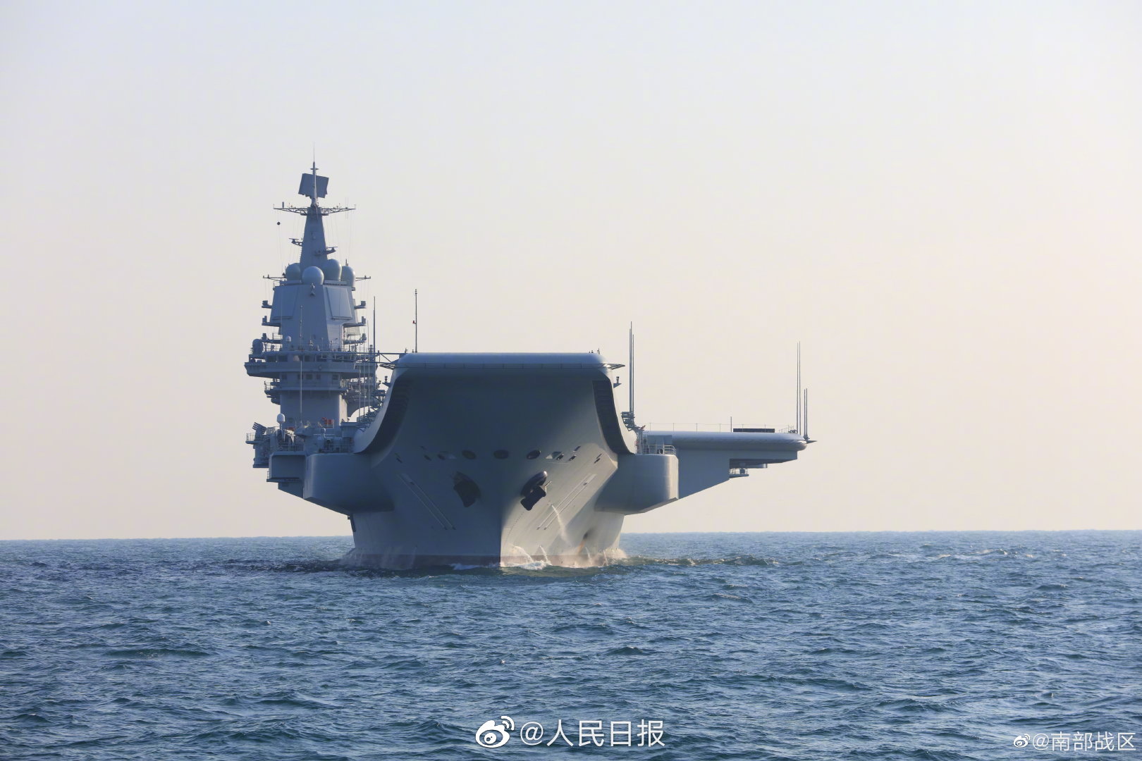 山东舰霸气高清壁纸（精选9张）图片