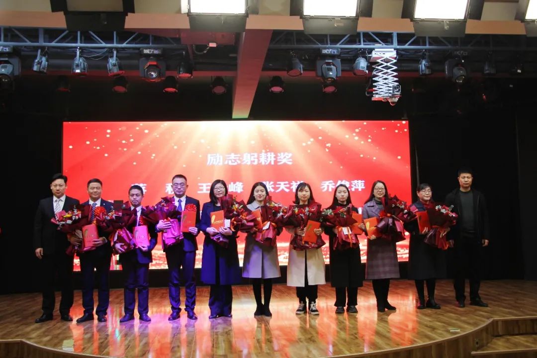 �������� ���ͬ�ԡ����������еڶ�ʮһѧУ2021��ȱ��ô��