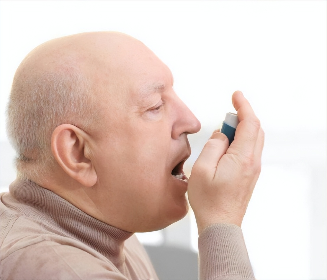 嗓子里总有痰，痰多吐不完？教你4招，切断“生痰之源”