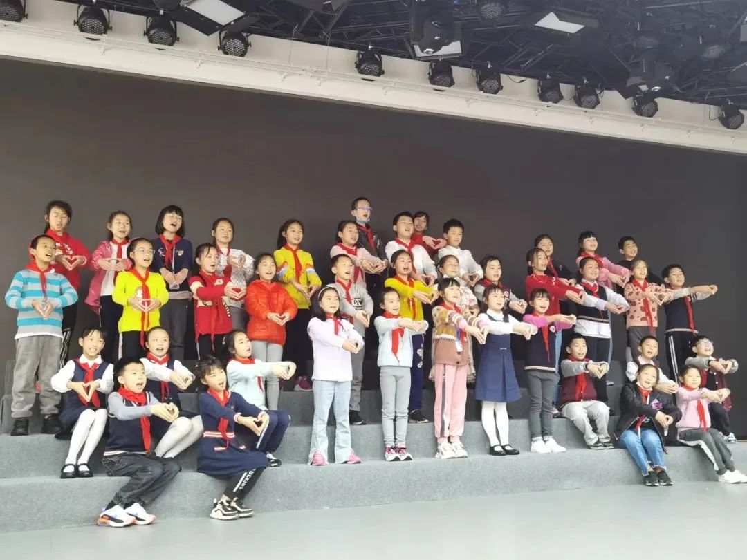 华阳实验小学：秉承“五育并举”理念为孩子们搭起了艺术的平台