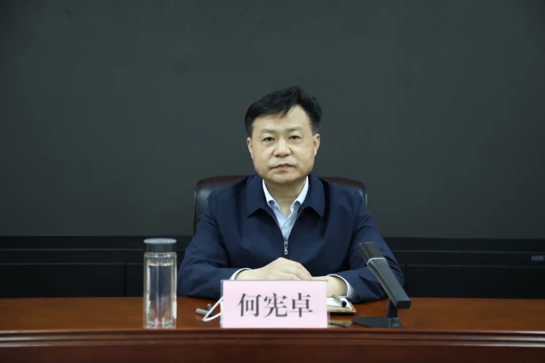 市委常委,副市长何宪卓