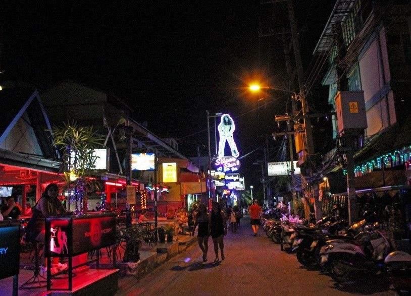 同样是“套套”，几块钱的和几百块的有何差别？难道贵的更舒适？