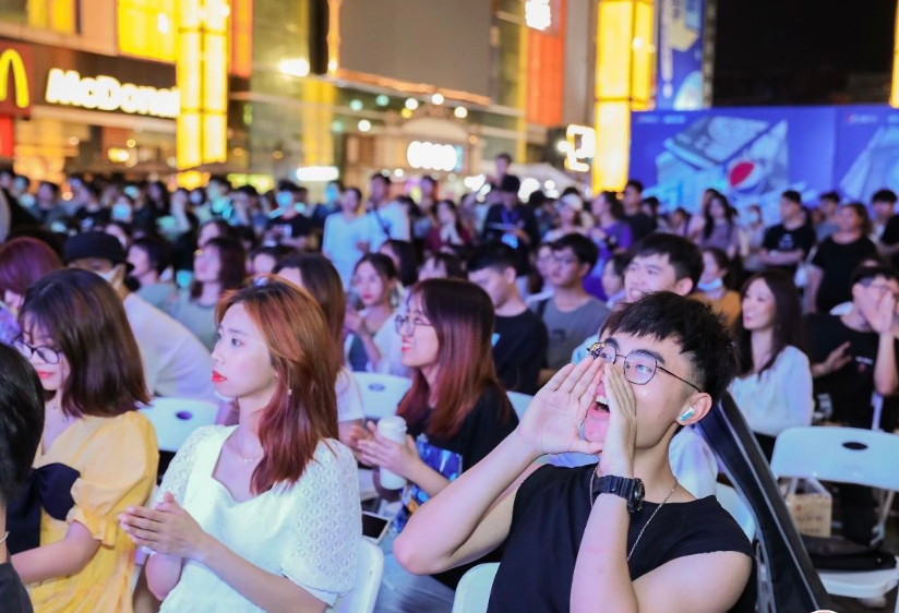 在大学校园中，这类“交易”已经随处可见，但对学生的危害可不小