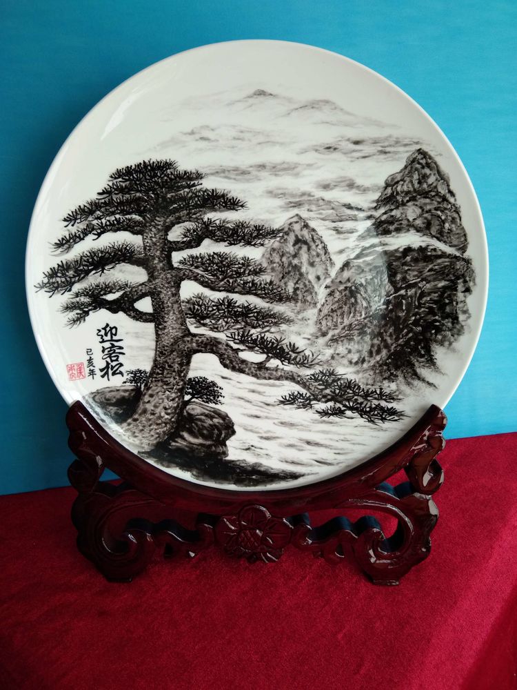 传承陶瓷文化 追逐瓷画艺术梦