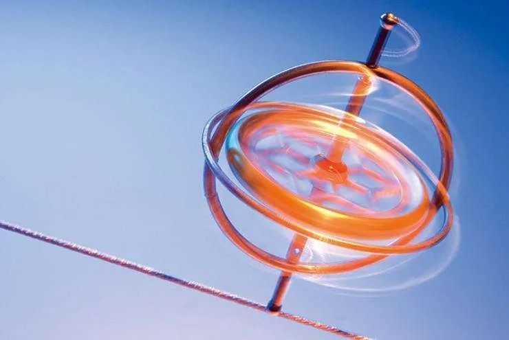 三轴陀螺仪如何使用陀螺仪的工作原理解析