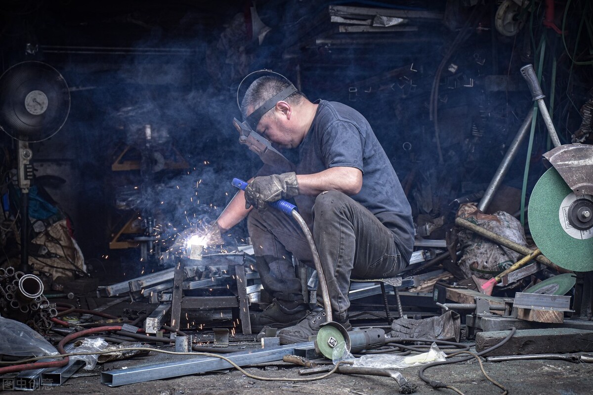 电焊工的职业病