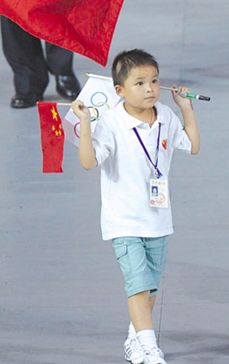 小英雄林浩：在地震中救出两名同学，曾立志考清华，他如愿了吗？