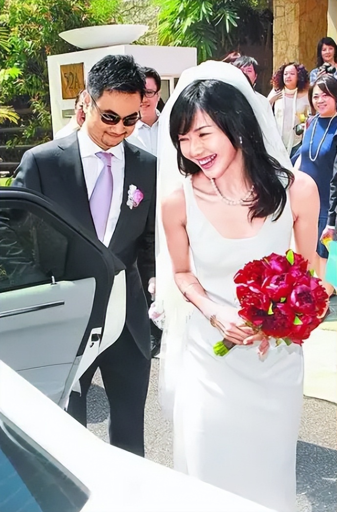 7位嫁给普通人的女星，比起嫁入豪门，她们的爱情更让人安心