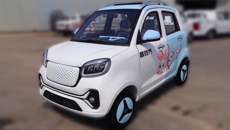 最大续航200公里,空间大舒适性好,这2款低速电动车适合接娃