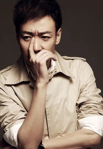 49岁的辛柏青，与妻子相濡以沫29年无绯闻，配得上德艺双馨的称号