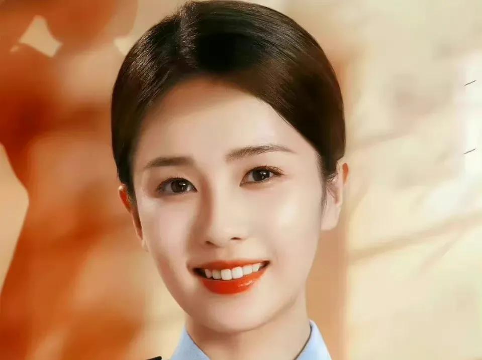 女艺人制服大PK，你最喜欢谁？