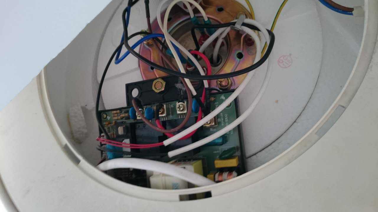 使用电热水器怎么会触电？感谢安装师傅的科普，总算搞明白了