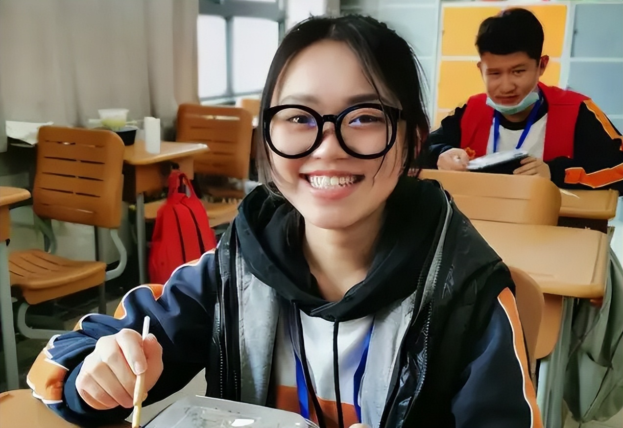 2022高考报名人数出炉，今年 报名人数达1100万，河南考生占125万