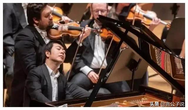 7位有“叠姓”名字的明星，有人家喻户晓，有人不温不火，差距大