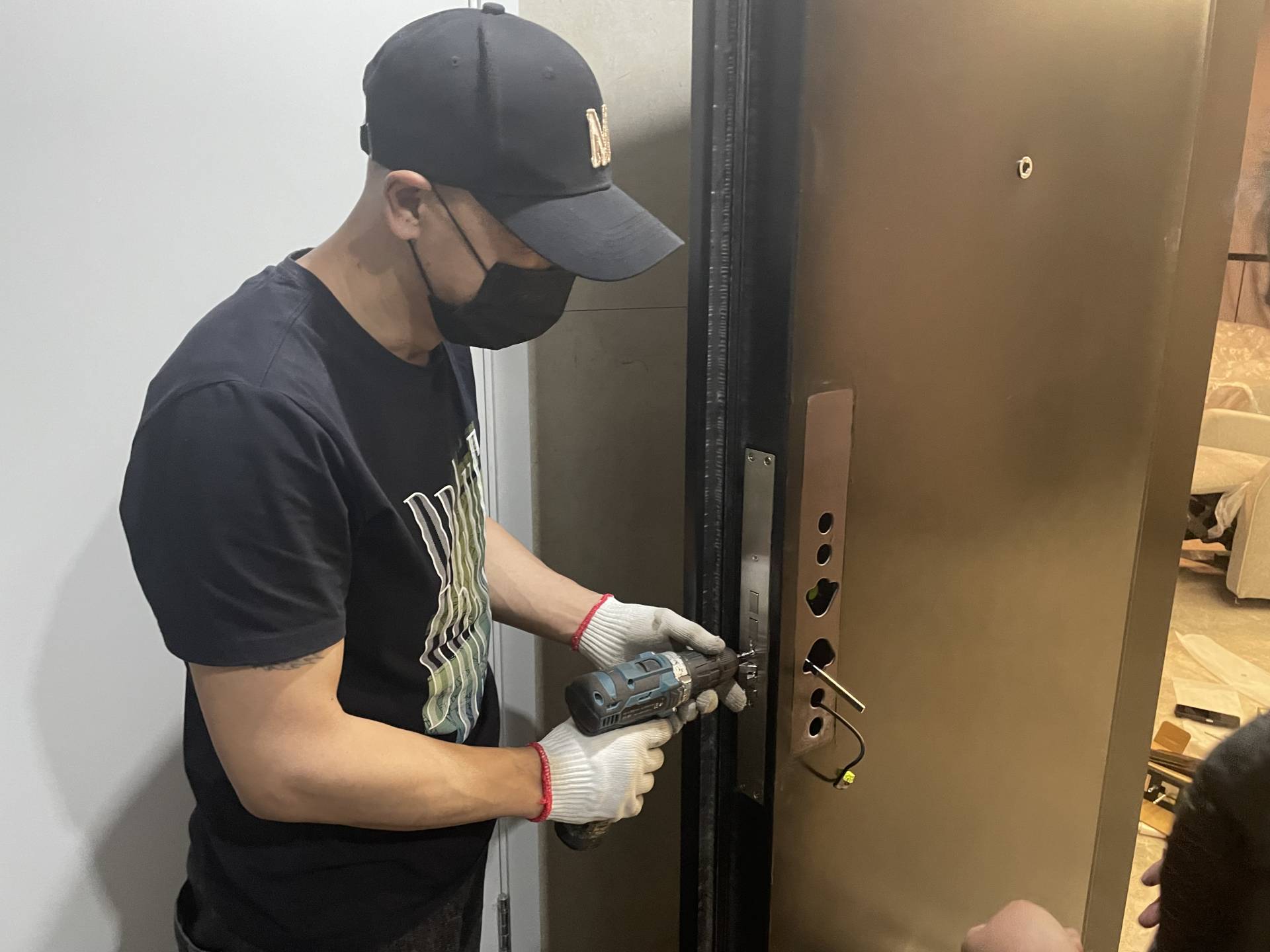 指纹锁被淘汰，指静脉秒开？鹿客S50M智能锁体验