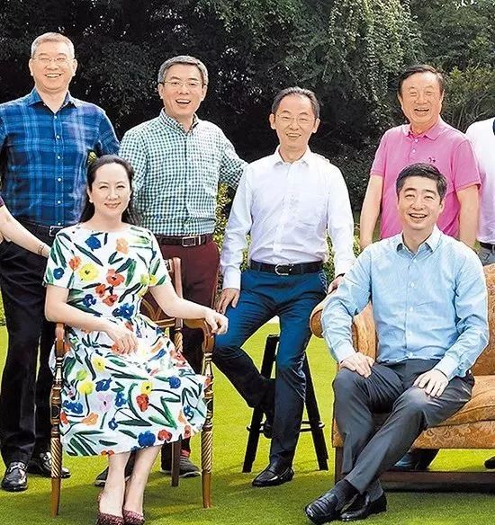 任正非二婚妻子姚凌：小他30歲，長相溫婉氣質動人，曾是得力秘書