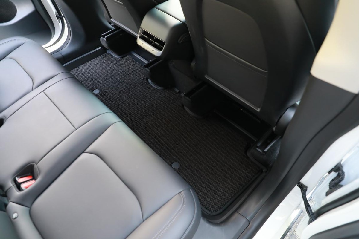 特斯拉车主和3W脚垫的三订三退，到手之后才发现真香警告