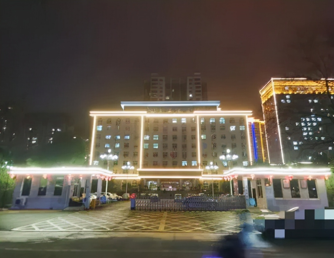 ����������ϸ��50�죺ҹ�������ø��´����������