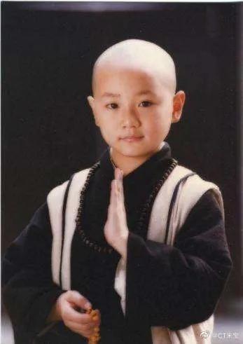 为什么越是年少出名的童星，在成年后越是难以出现代表作？