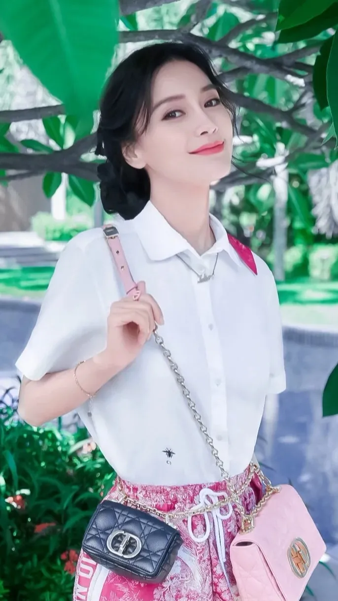 杨颖：青春之美
