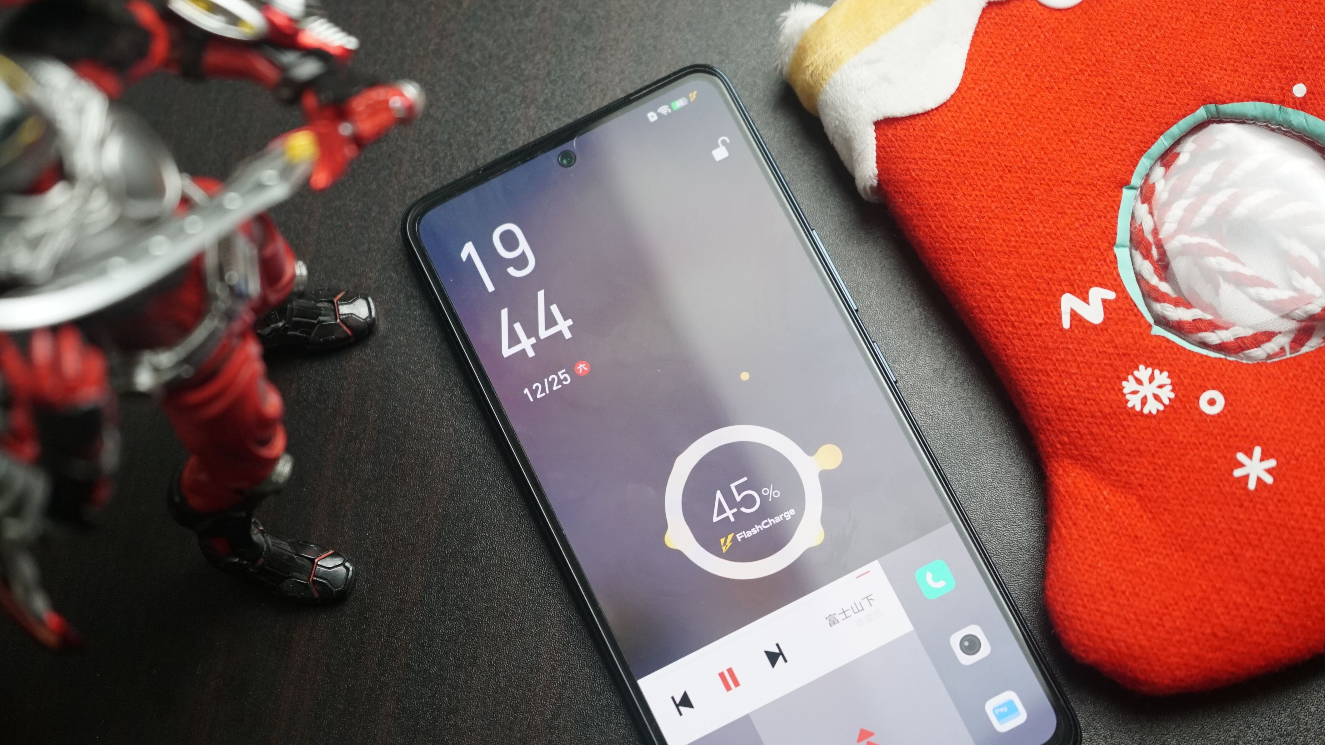 手机选择陷入难题，不妨先来体验一下iQOO Neo5S