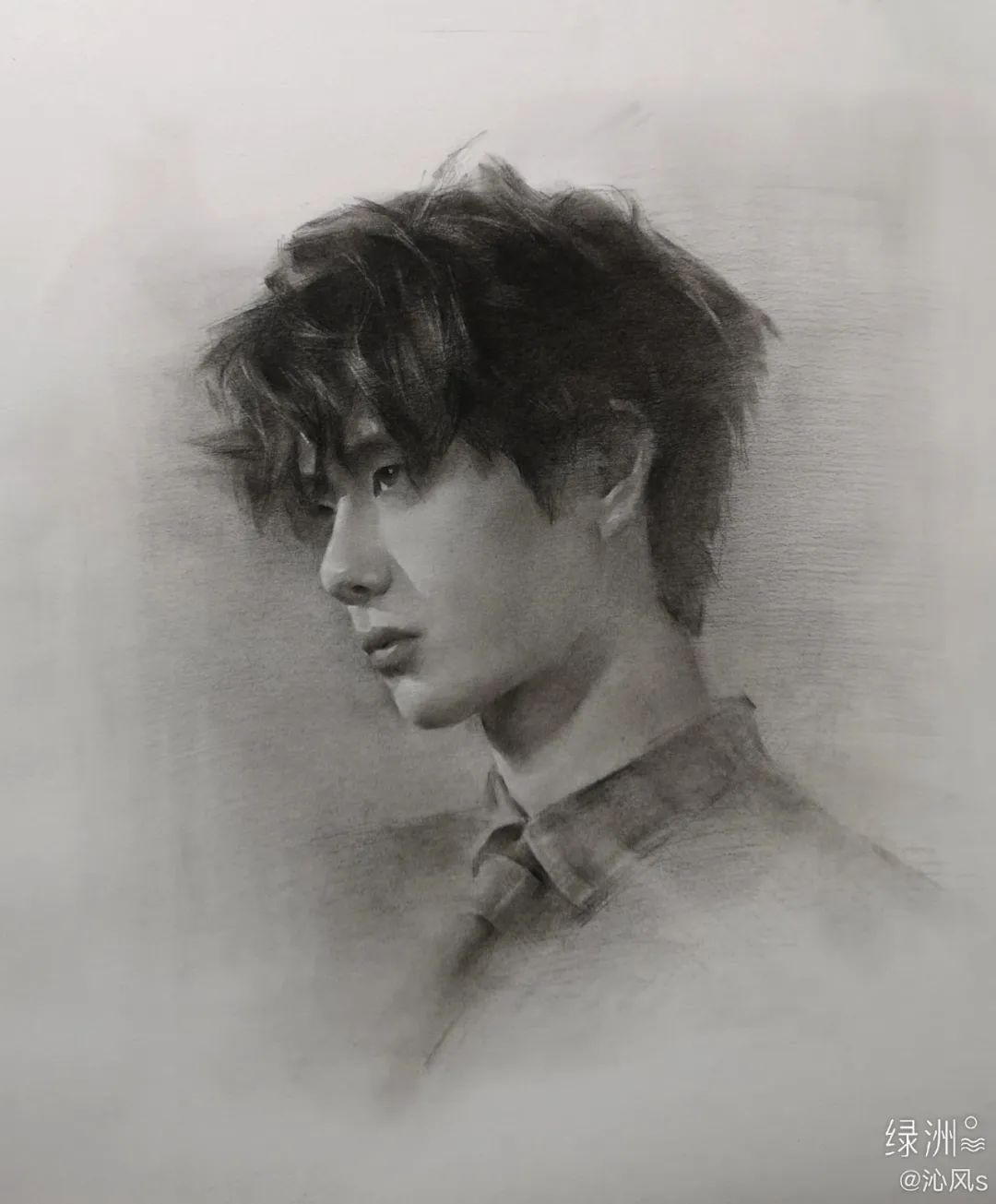 画皮画骨难画魂，她用木炭把明星画活了，王一博鞠婧祎眼神看醉了