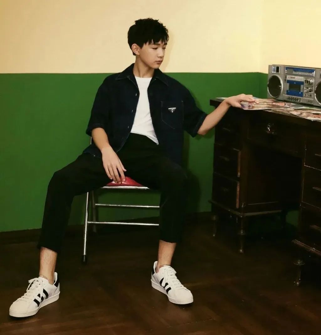 给35岁以下“演技最好11位男演员”排个名，朱一龙第7，荣梓杉第3