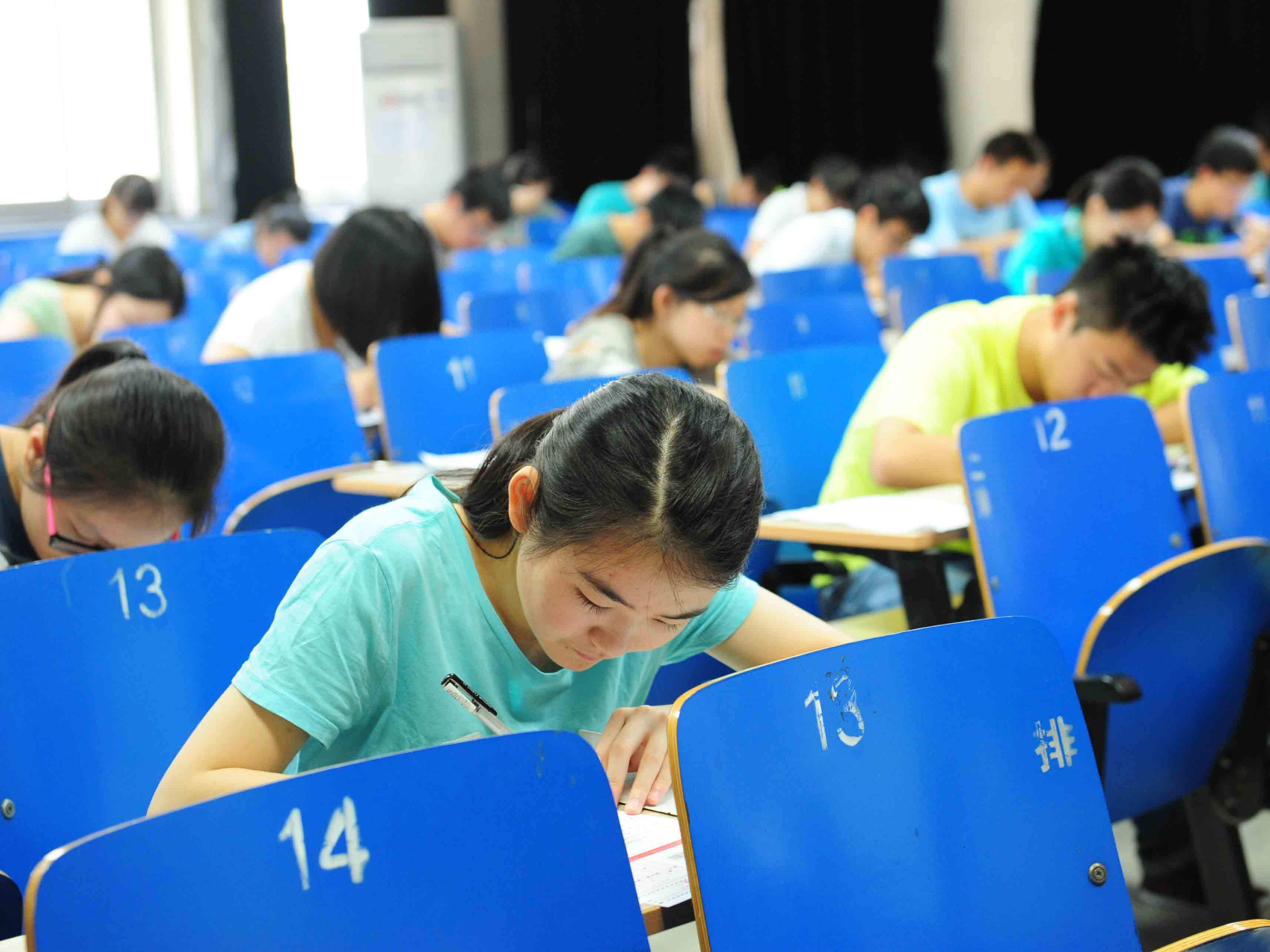 大学四年，哪一年考四六级更容易“过线”？过来人告诉你答案