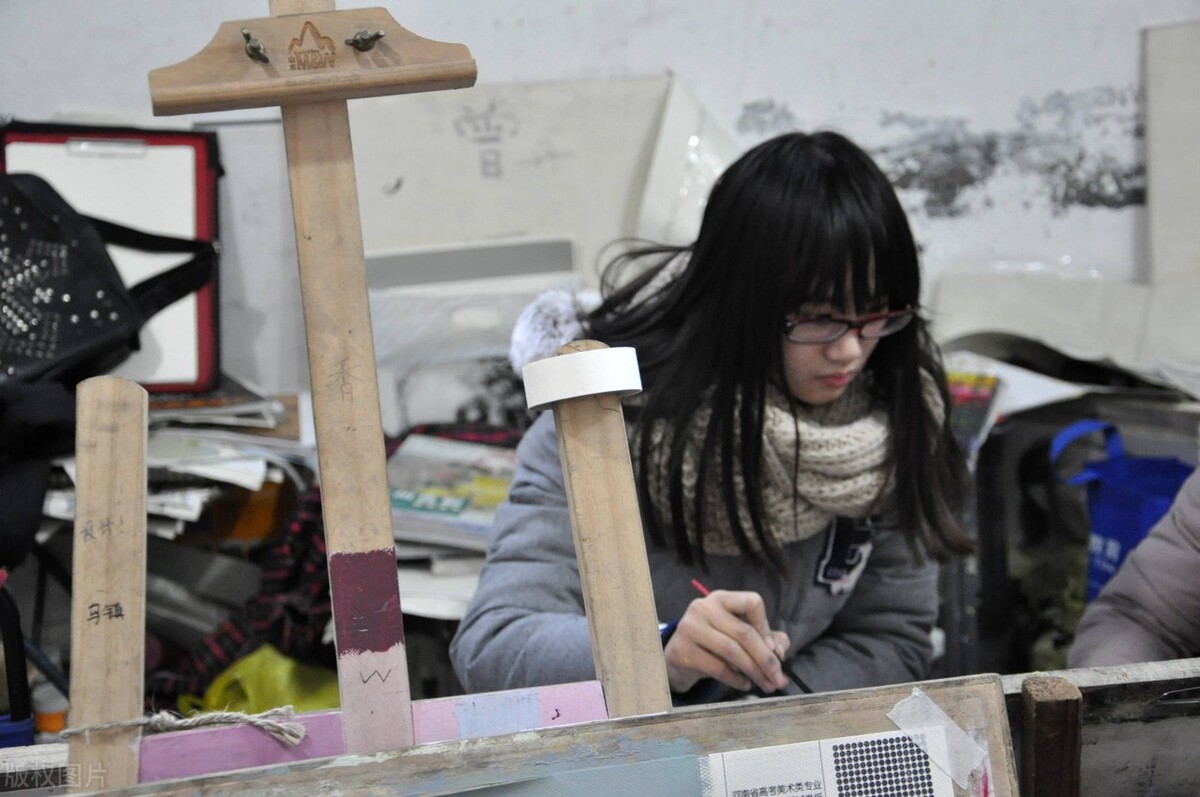 八大美院招生均超千人，天津美院2022扩招6.3%，外地美术生机会大